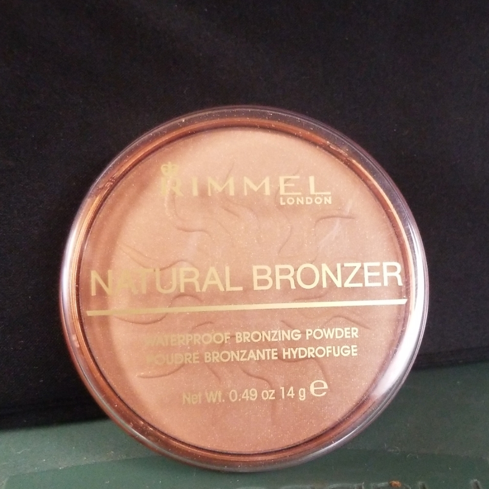 Natural bronzer